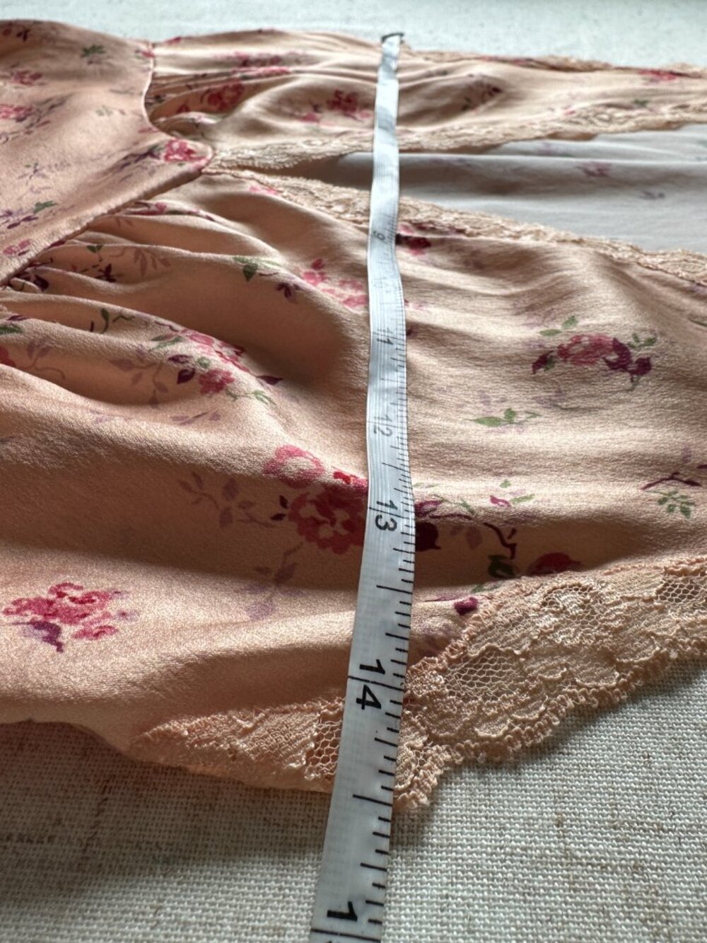 Reformation Valentina Silk Top Myrna | Peach Floral Lace Trim V Neck Camisole XS - Picture 6 of 8